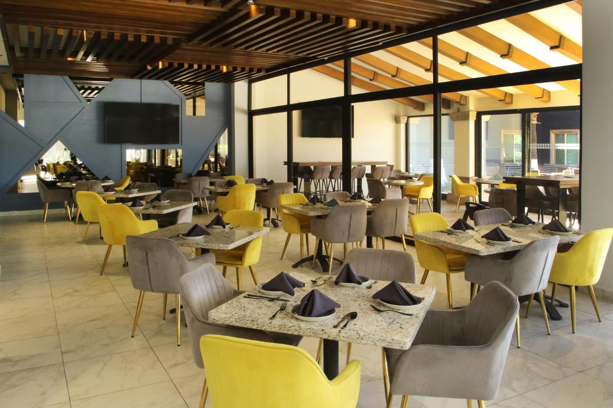 Voco Saltillo Suites By Ihg Luaran gambar