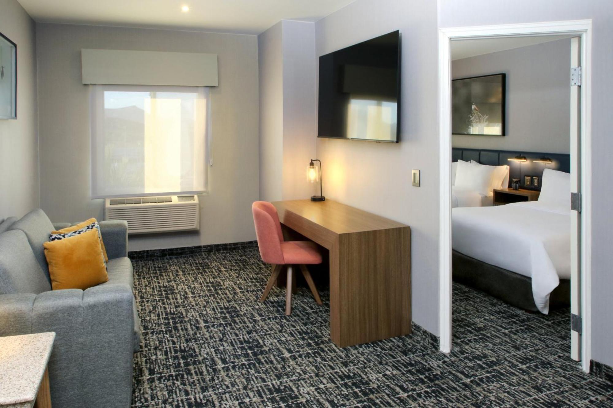 Voco Saltillo Suites By Ihg Luaran gambar