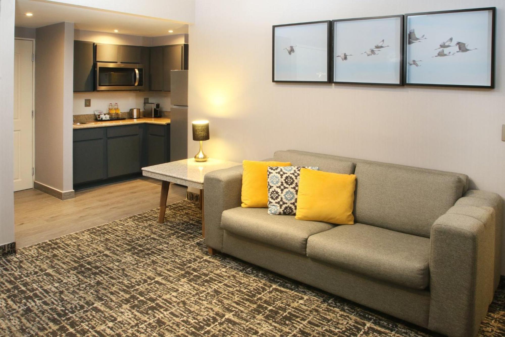 Voco Saltillo Suites By Ihg Luaran gambar
